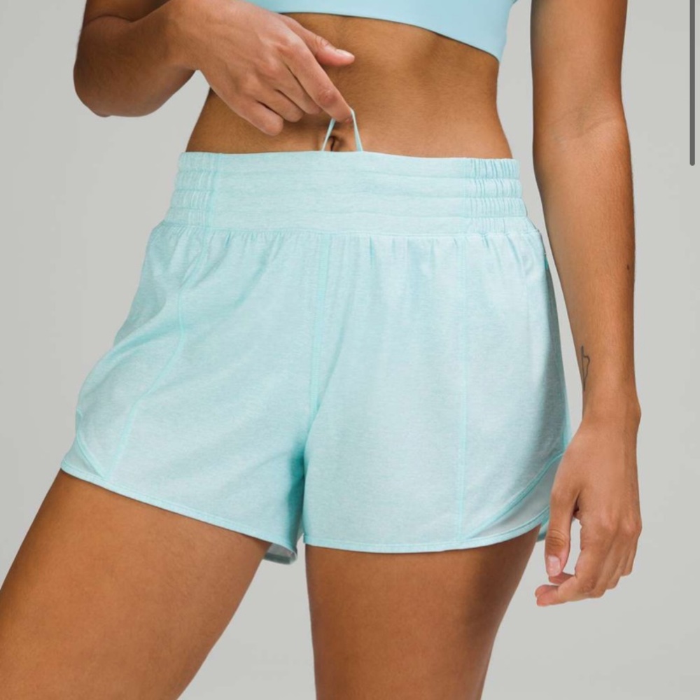 LULULEMON HIGH RISE HOTTY HOT SHORT 4”-ICING BLUE - Picture 11 of 16